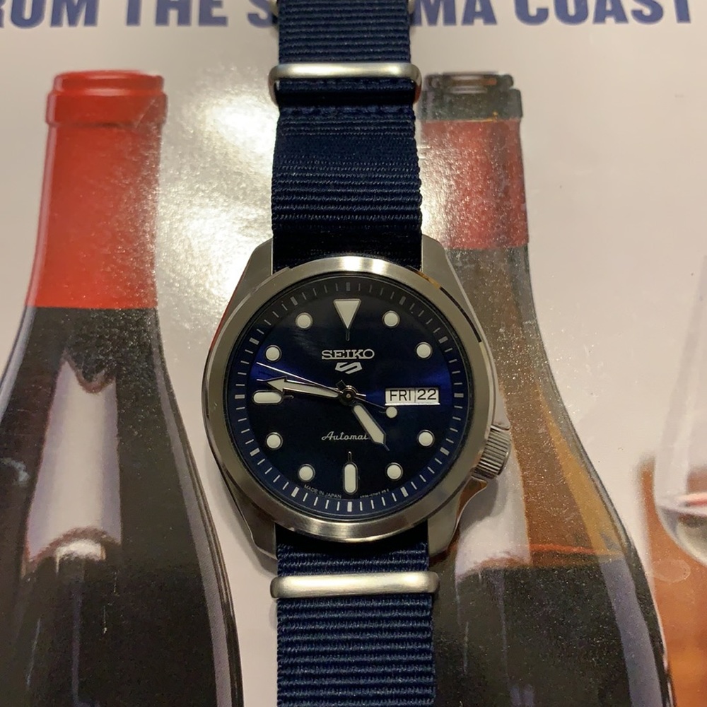 Seiko 5 beautiful blue dial - Picture 2 of 12